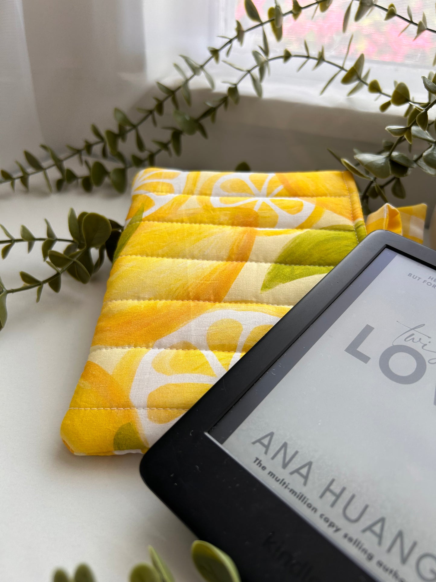 Lemon Kindle Sleeve