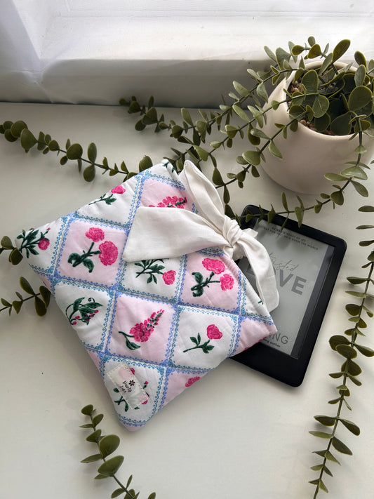 Lace Floral Kindle Sleeve