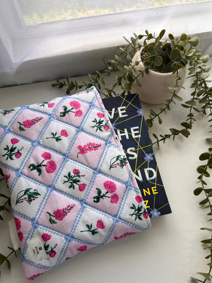 Lace Floral Book Sleeve