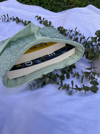 Sage Daisy Book Sleeve