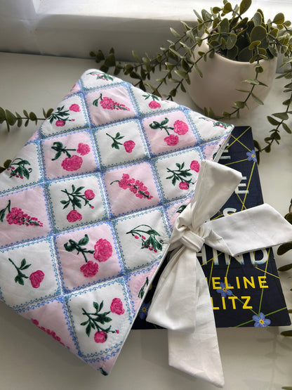 Lace Floral Book Sleeve