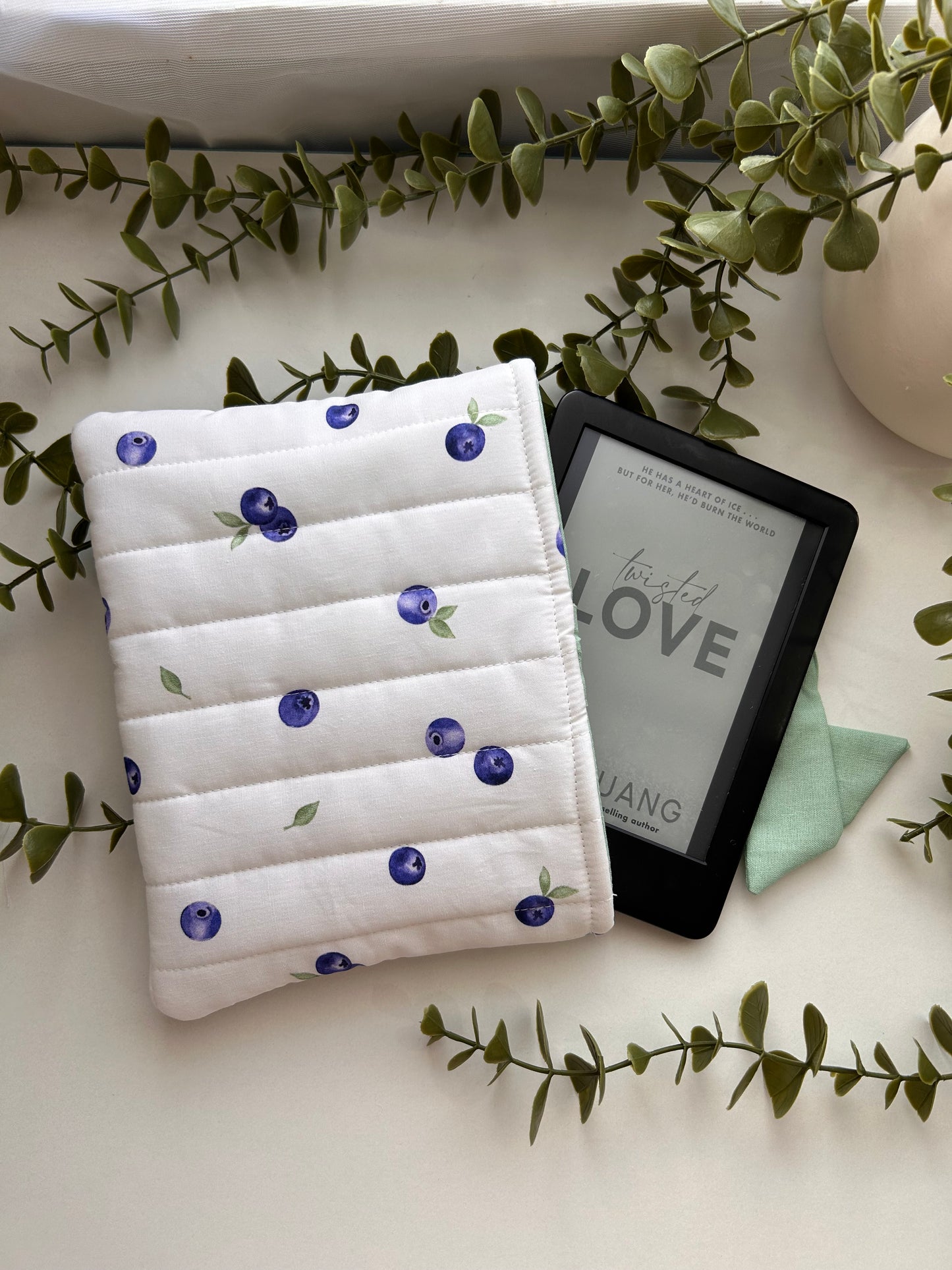 Blueberry Kindle Sleeve