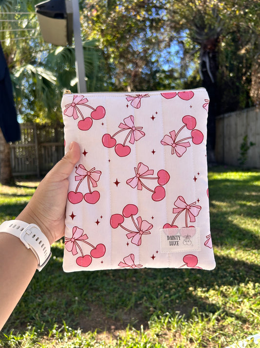 Olivia Kindle Sleeve