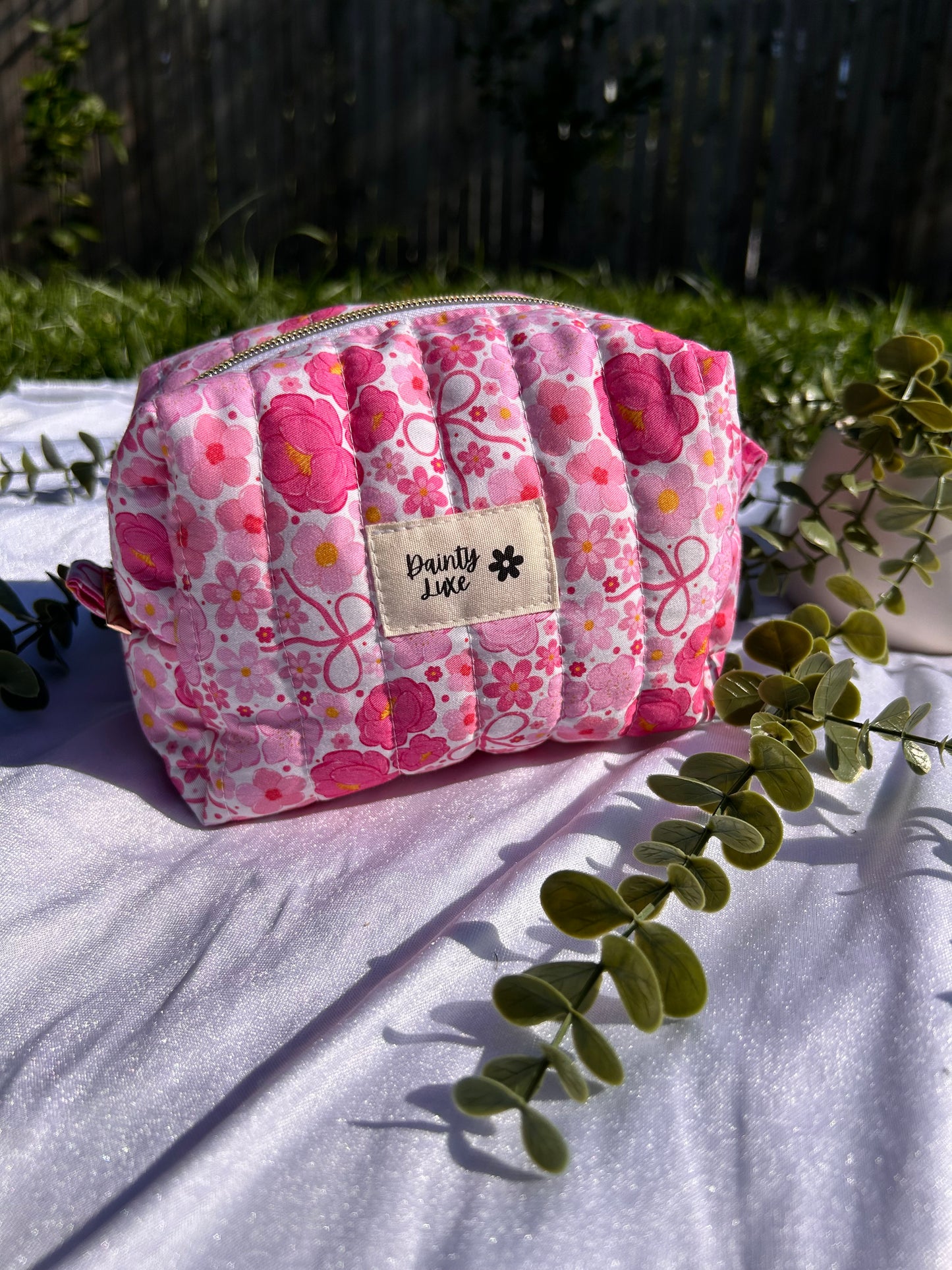 Medium Stacey Makeup Bag